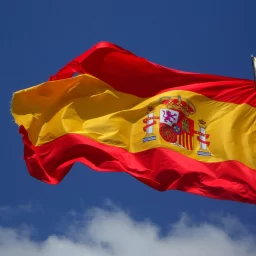 كيفية الحصول على الإقامة الدائمة في إسبانيا