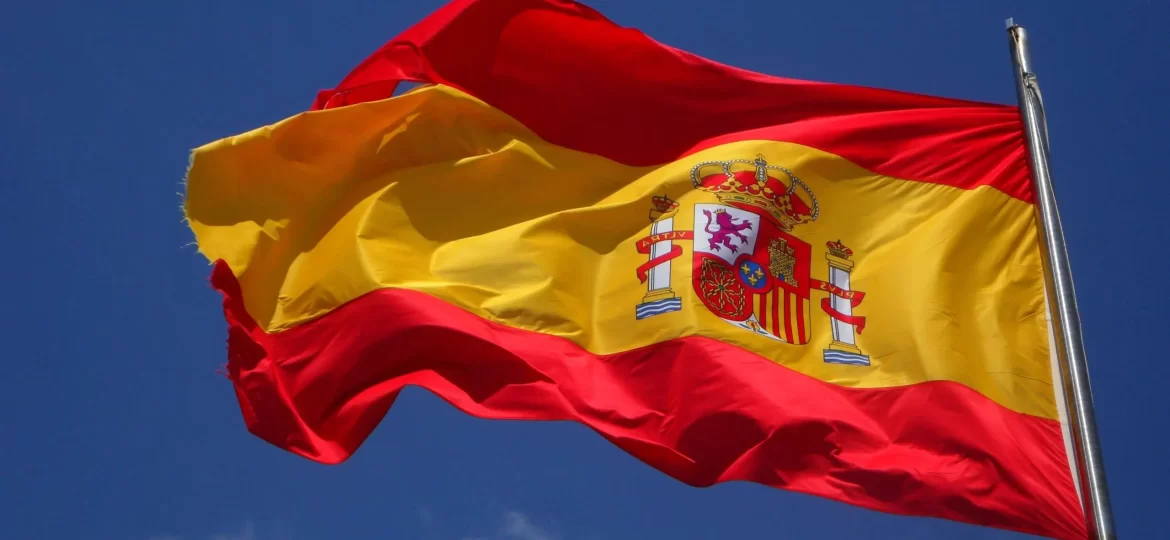 كيفية الحصول على الإقامة الدائمة في إسبانيا